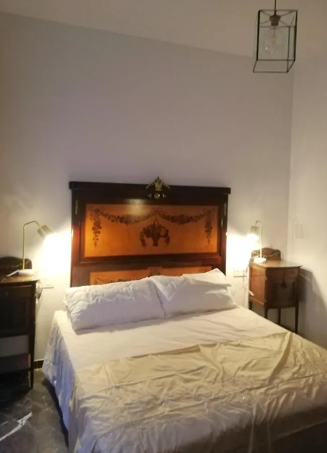 Plaza Del Boqueron. Central Gran Via Granada Apartment